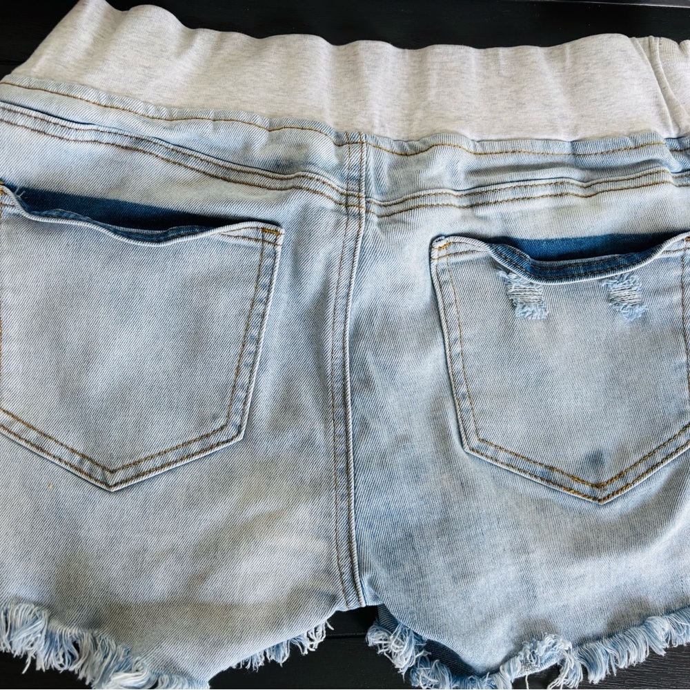 Light Blue Distressed Denim Trendy Women’s Maternity Shorts - Size Medium